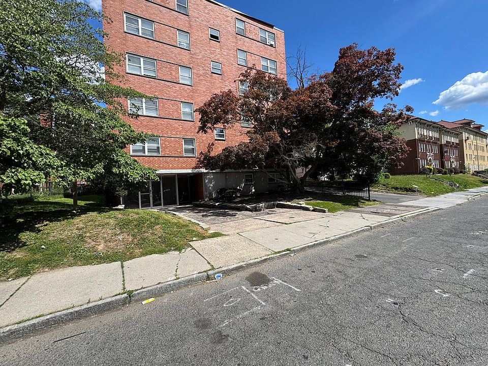 1st image of 30-32 Gillett St #D06