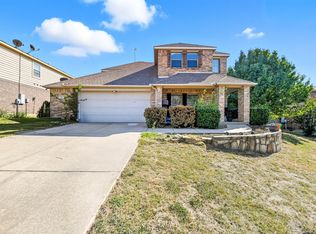 113 Outfitters Ct, Newark, TX 76071