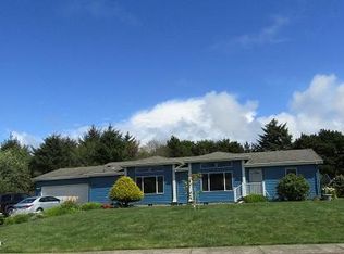1160 SW Sailfish Loop, Waldport, OR 97394