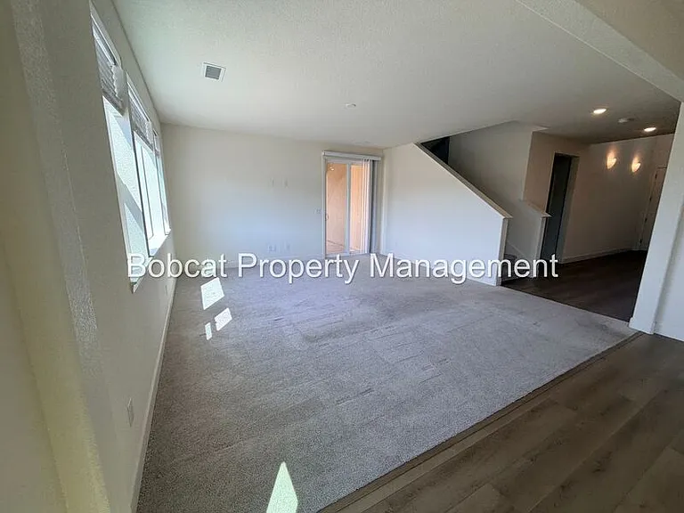1751 Boundary Peak St — Photo 7