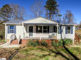 113 Waynes Dr, Easley, SC 29640