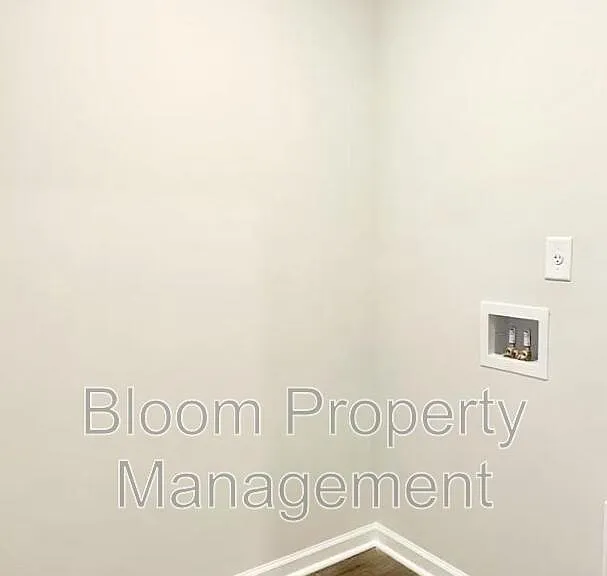 825 Kirby Ct — Photo 14