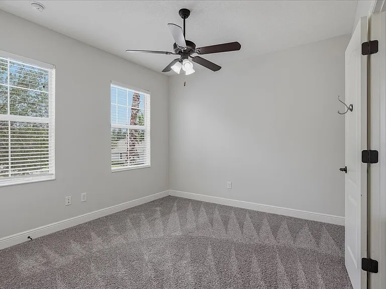 5333 Sagecrest Dr — Photo 39