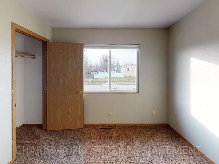 Parkside Apartments — Photo 19