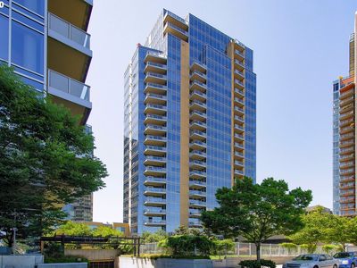 3570 S River Pkwy #1901, Portland, OR, 97239