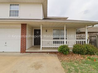 1307 N Willow Dr, Claremore, OK 74017