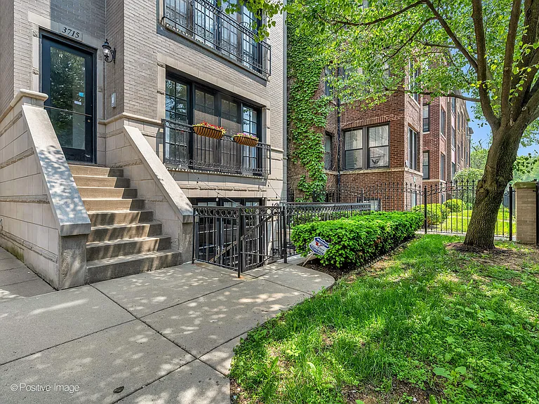 3715 N Wilton Ave #1 — Photo 1