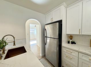 445 E Magnolia Blvd #101, Burbank, CA 91501