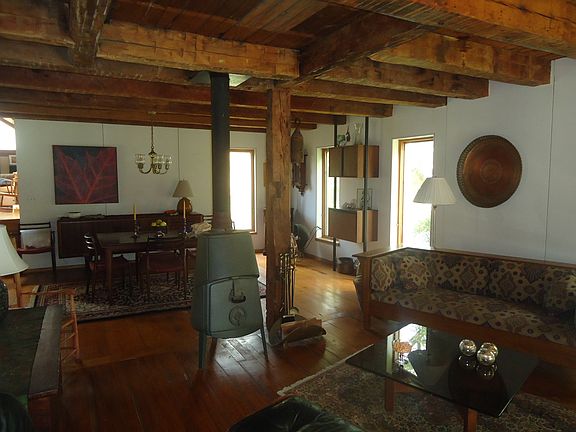 interior retains 1820 posts and beams