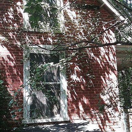 4th image of 424 E Church St