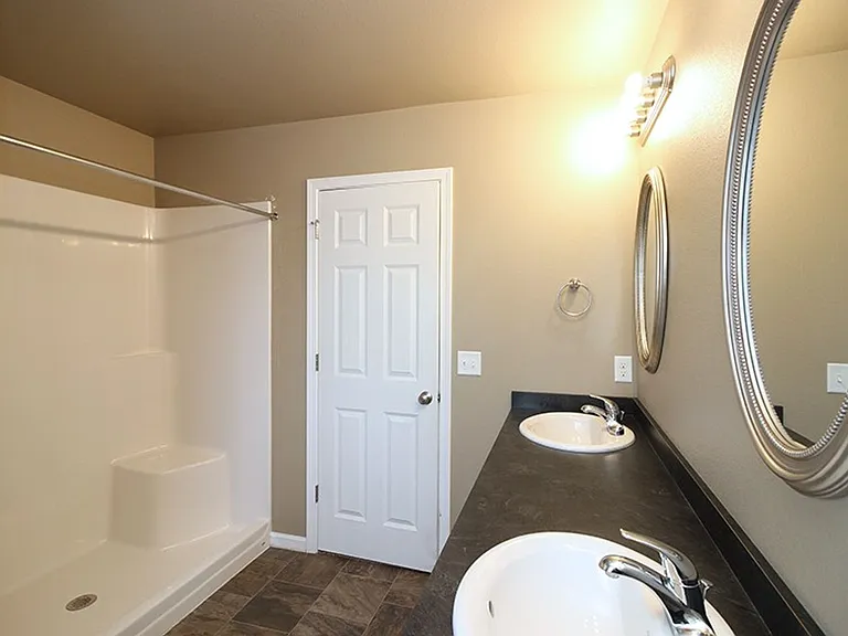4231 Serenity Ct — Photo 17