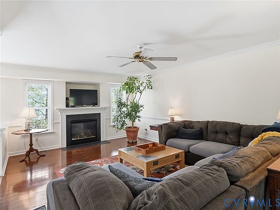 4th image of 1625 Upperbury Dr