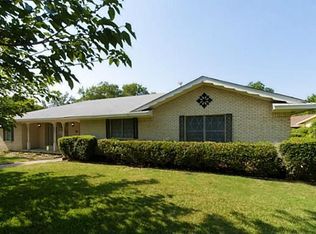 9007 Bretshire Dr, Dallas, TX 75228