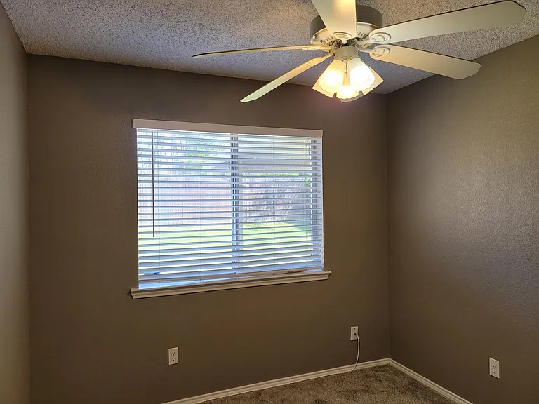 10416 Morning Dew St — Photo 17