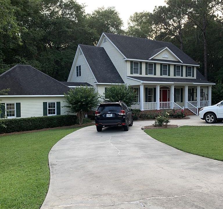 1st image of 305 Dogwood Ave