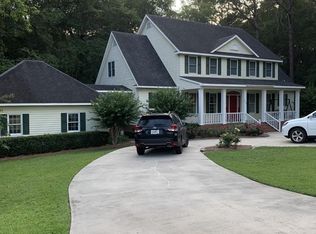 305 Dogwood Ave, Douglas, GA 31533