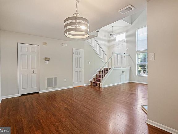 5th image of 19013 Cherry Bend Dr