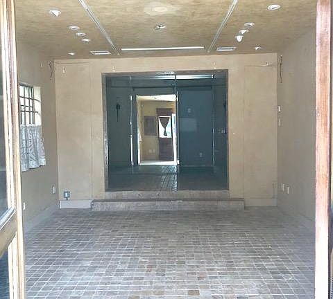 3rd image of 864 Prospect St Ste A