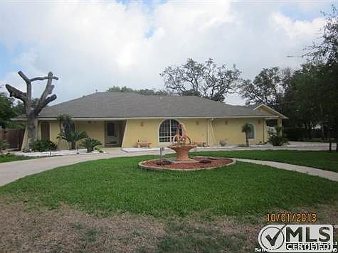 1st image of 410 Yosemite Dr