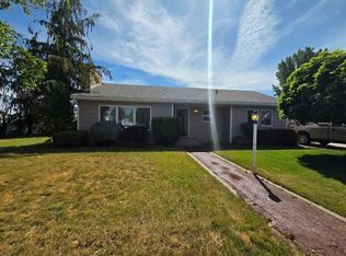 105 N Jefferson St, Waterville, WA 98858