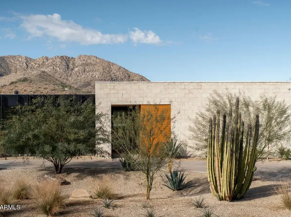 8302 N MOCKINGBIRD Lane, Paradise Valley, AZ 85253