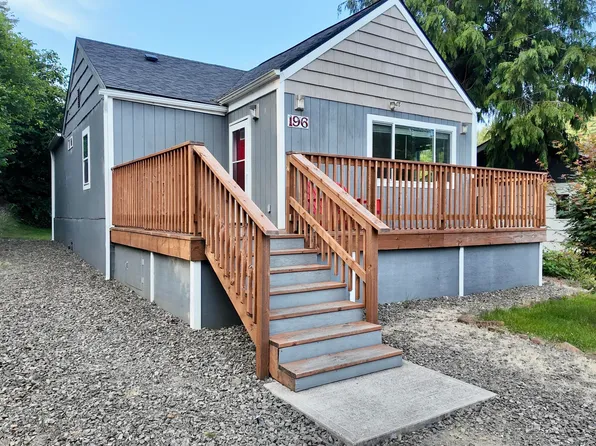 196 NW 11th St, Toledo, OR 97391