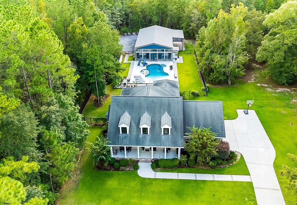 1st image of 101 Black Oak Lane