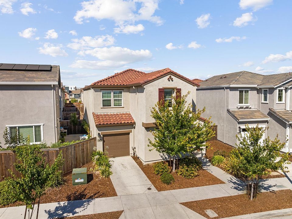 1st image of 3805 Domagala St