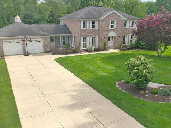 1818 Steiner St NW, North Canton, OH 44720