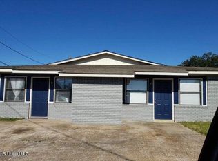 1015 Park Row Ave APT 12, Long Beach, MS 39560