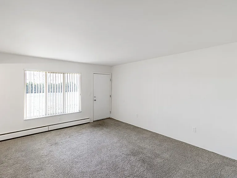 16435 E Twelve Mile Rd — Photo 36