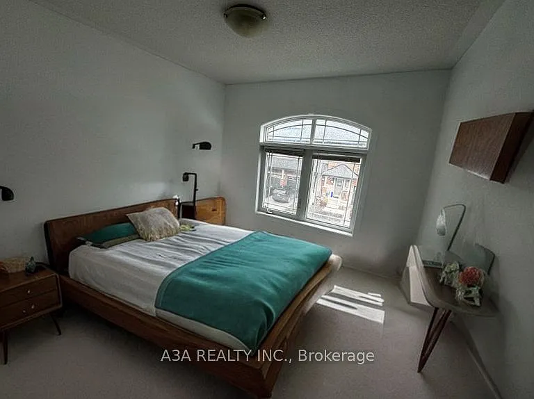 21 Deneb St — Photo 9