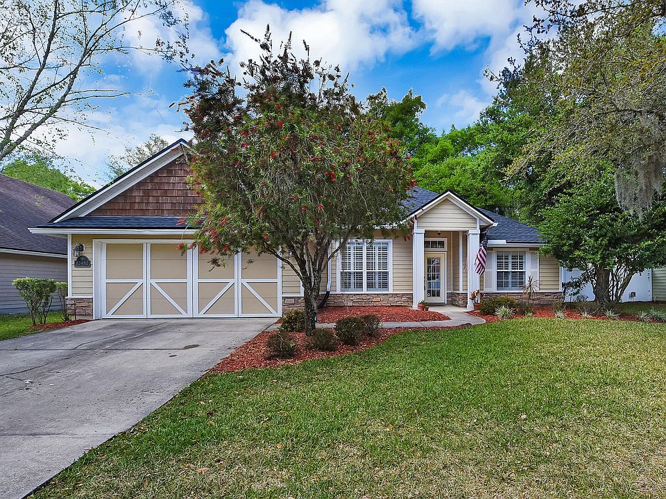 1st image of 12452 Blackwater Ct