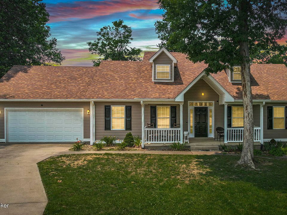 1st image of 105 Irvine Ct