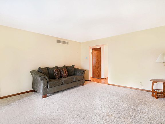 5th image of 5746 Leisure South Dr SE