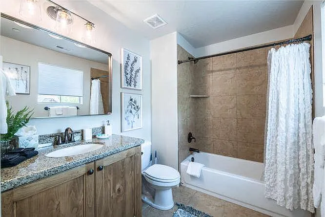 13281 N Alexis Dr — Photo 22
