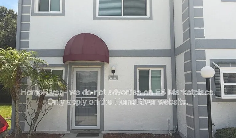 616 Beach Park Ln #V261 — Photo 8