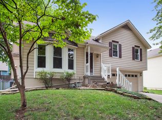 702 N Mahaffie St, Olathe, KS 66061