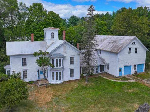 16 Buckfield Road, Paris, ME 04281