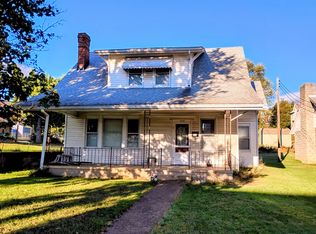 426 4th St, Shenandoah, VA 22849