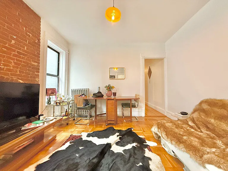 1046 Bergen St #2C — Photo 2