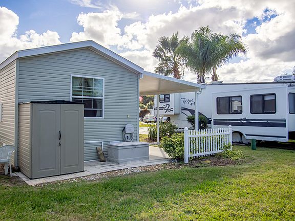 5th image of 3074 Centaur Ln