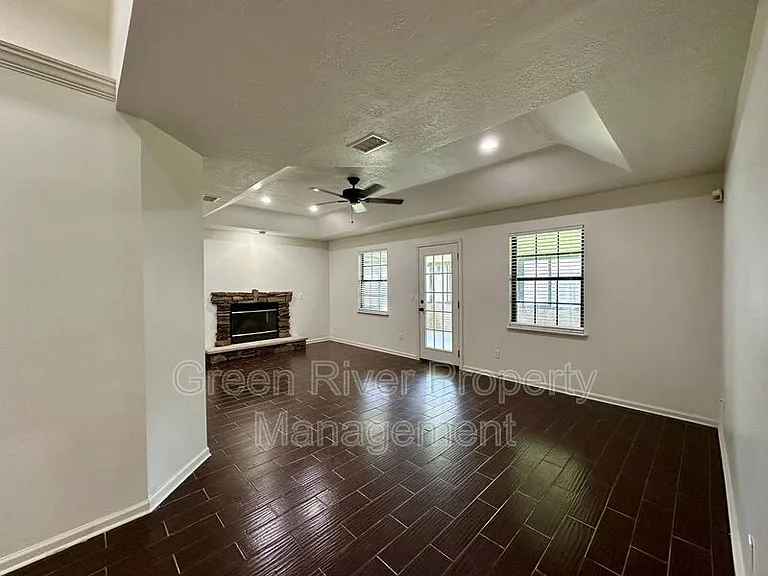 3288 Deerfield Pointe Dr — Photo 17