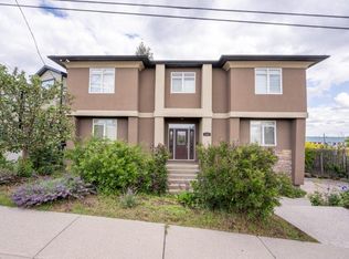 2332 6th St SE, Calgary, AB T2G4S2