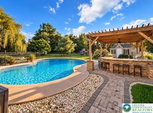 2760 Clark Pl, Easton, PA 18040