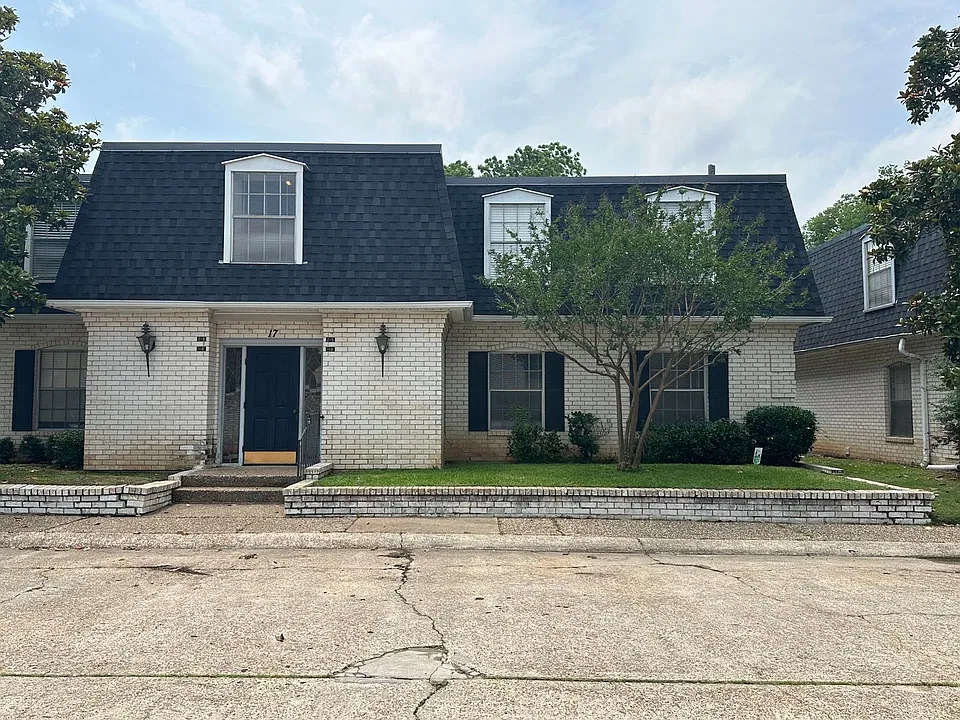 3730 Fairfield Ave #119