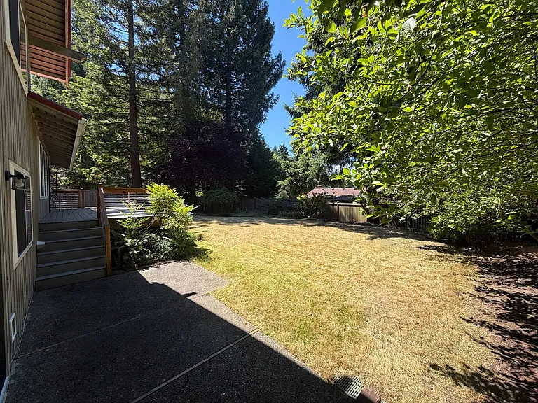 15802 SE 47th St — Photo 27