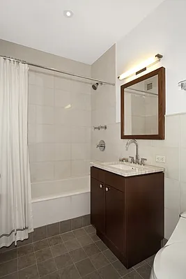 Sold by Nest Seekers International | media 17