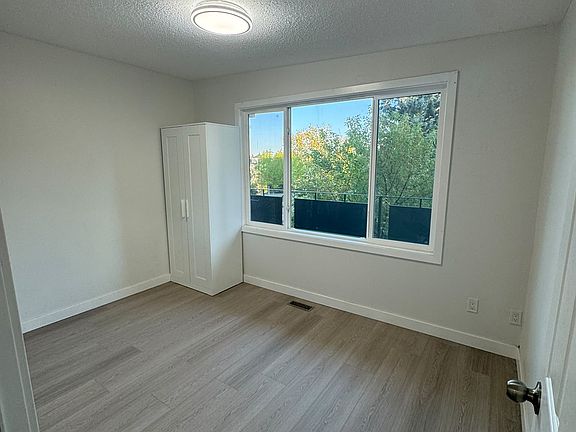 5th image of 6817 Huntsbay Rd NW
