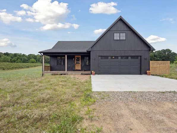 62409 26th St, Mattawan, MI 49071